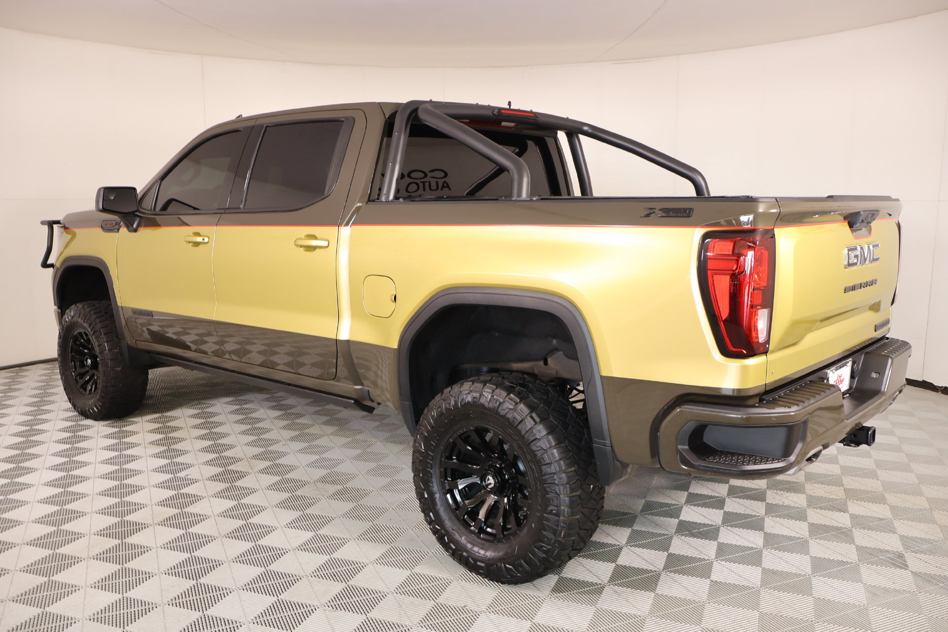 Used 2023 GMC Sierra 1500 Elevation AWD/4WD image 23