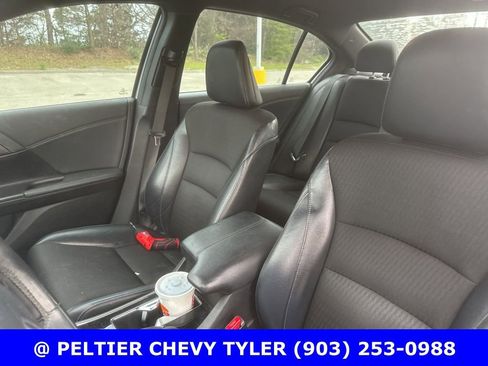 Used 2016 Honda Accord Sport image 16