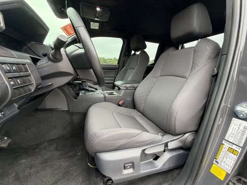 Used 2025 Toyota Tacoma SR5 RWD image 5