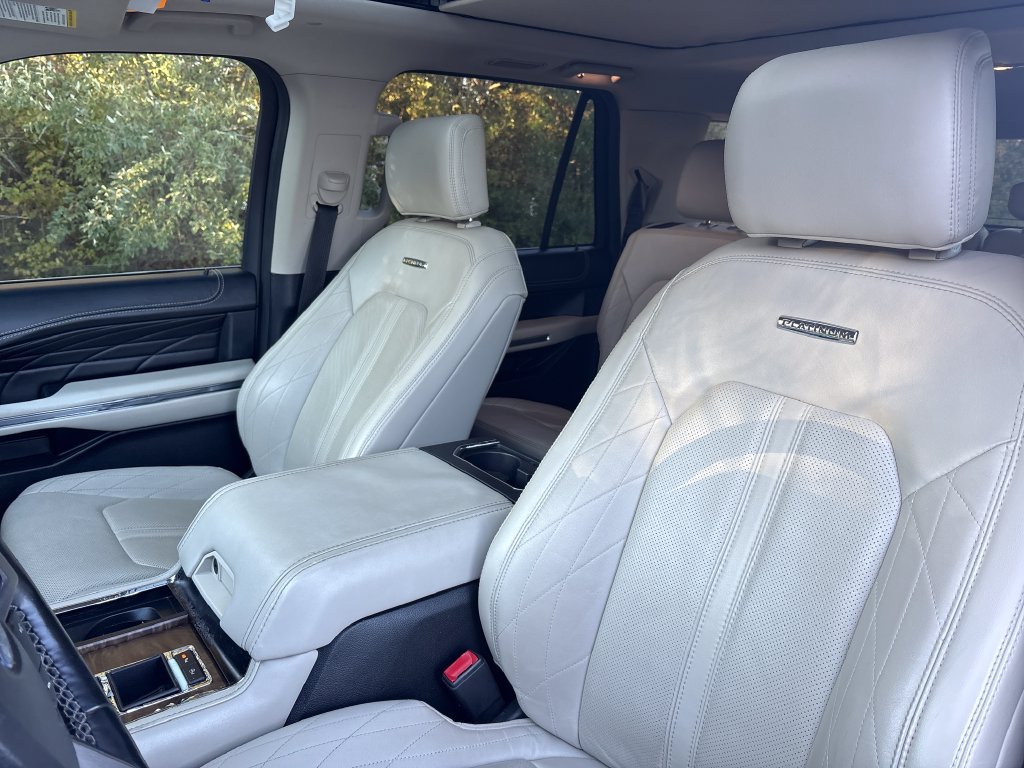 Used 2020 Ford Expedition Max Platinum RWD image 9