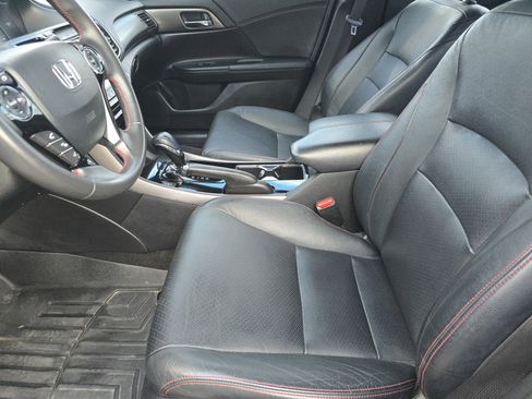 Used 2017 Honda Accord Sport Special Edition image 8