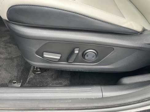 Used 2023 Kia Sportage EX AWD/4WD image 19