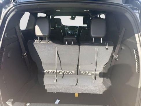 New 2026 Chrysler Pacifica Select image 25