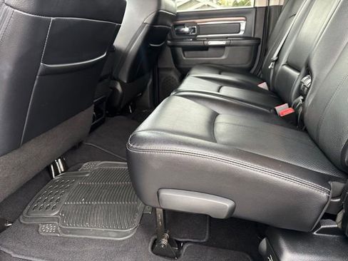 Used 2018 RAM 2500 Laramie w/ Convenience Group image 23