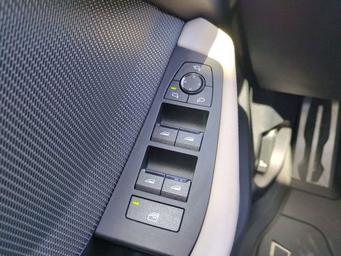 Used 2025 BMW M235i xDrive w/ Premium Package AWD/4WD image 26
