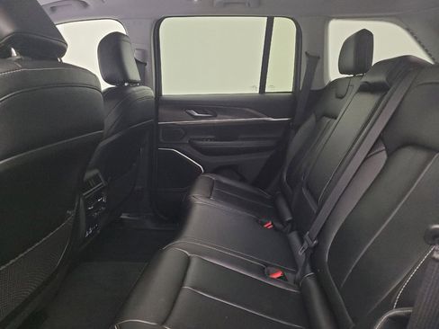 Used 2022 Jeep Grand Cherokee Limited 4xe AWD/4WD image 18