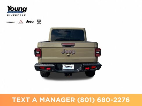 Used 2020 Jeep Gladiator Rubicon AWD/4WD image 4