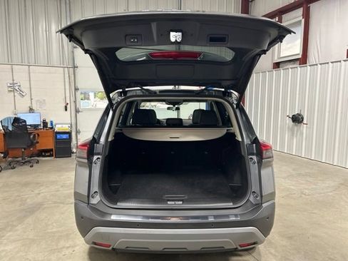 Used 2023 Nissan Rogue SV w/ SV Premium B Package AWD/4WD image 20