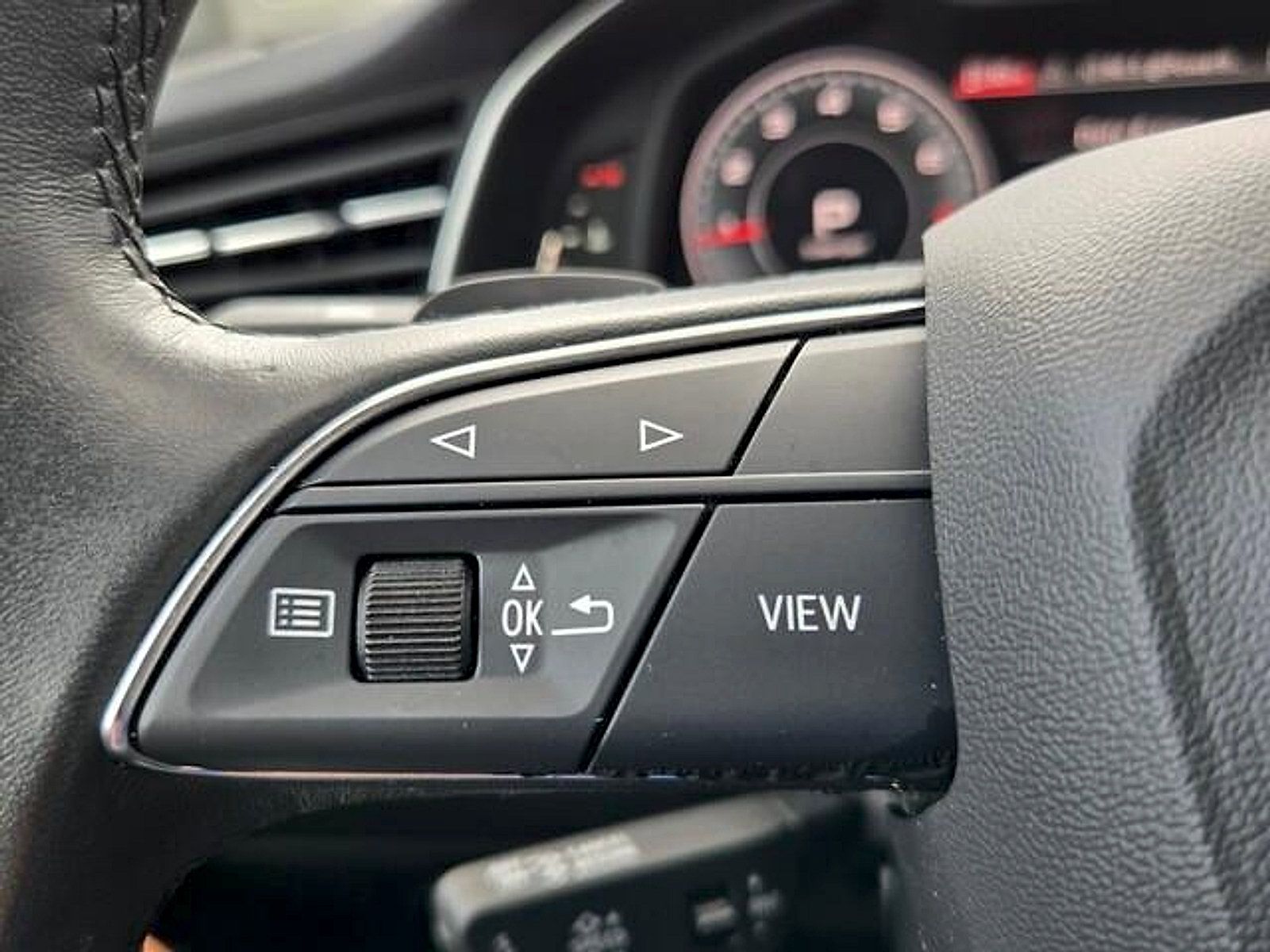 Used 2023 Audi Q7 2.0T Premium Plus w/ Premium Plus Package AWD/4WD image 24