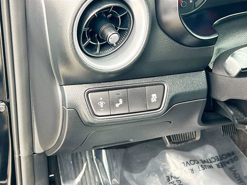 Used 2024 Kia Forte LXS w/ LXS Technology Package image 10