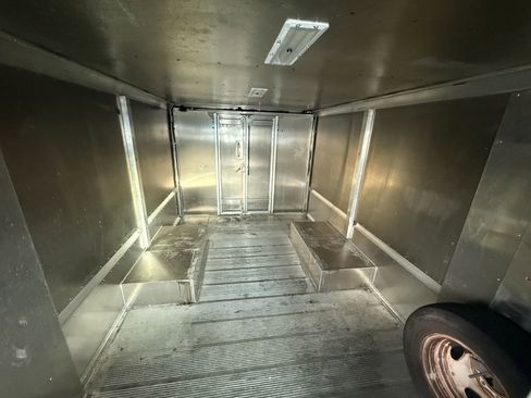 Used 2017 Ford E-350 and Econoline 350 Super Duty w/ A/C Prep Package image 16