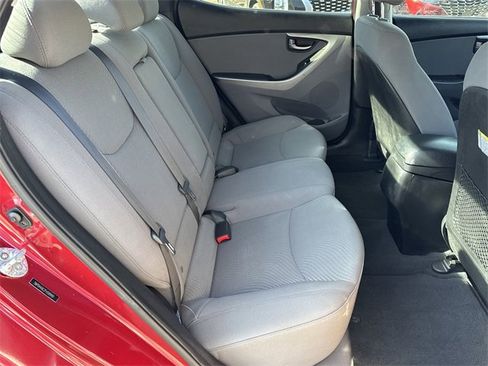 Used 2015 Hyundai Elantra SE w/ Option Group 02 image 15
