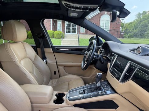 Used 2017 Porsche Macan S AWD/4WD image 26