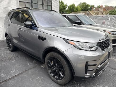 Used 2020 Land Rover Discovery Landmark AWD/4WD image 3