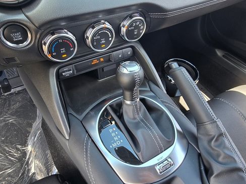 New 2026 MAZDA MX-5 Miata RF Grand Touring w/ Weather Package RWD image 25