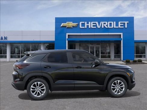 New 2026 Chevrolet TrailBlazer LS image 5