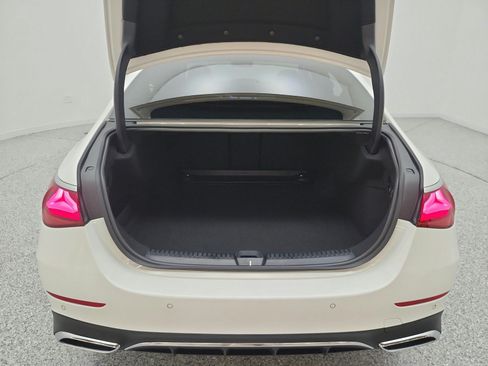 Used 2026 Mercedes-Benz E 450 4MATIC Sedan w/ Winter Package image 18