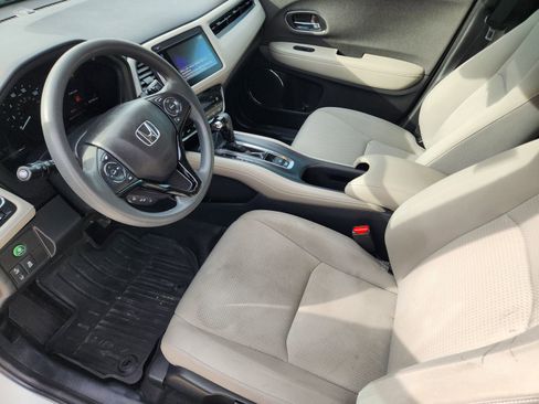 Used 2021 Honda HR-V EX image 14