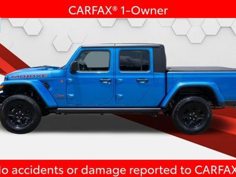 Used 2022 Jeep Gladiator Mojave w/ Cold Weather Group AWD/4WD image 2