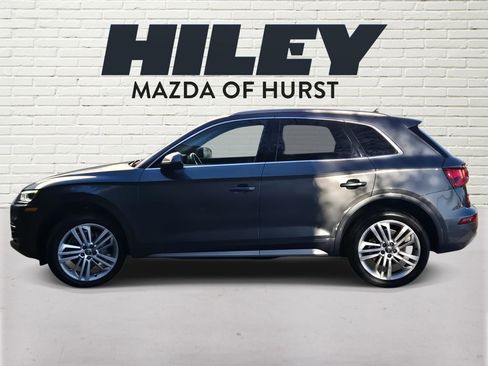 Used 2018 Audi Q5 Prestige w/ Prestige Package image 3