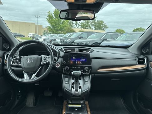 Used 2020 Honda CR-V Touring image 19