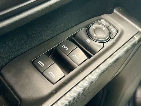 Used 2021 Chevrolet Silverado 1500 Custom AWD/4WD image 18