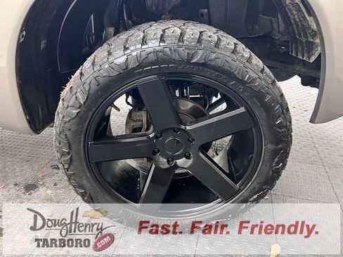 Used 2006 Nissan Titan SE image 18