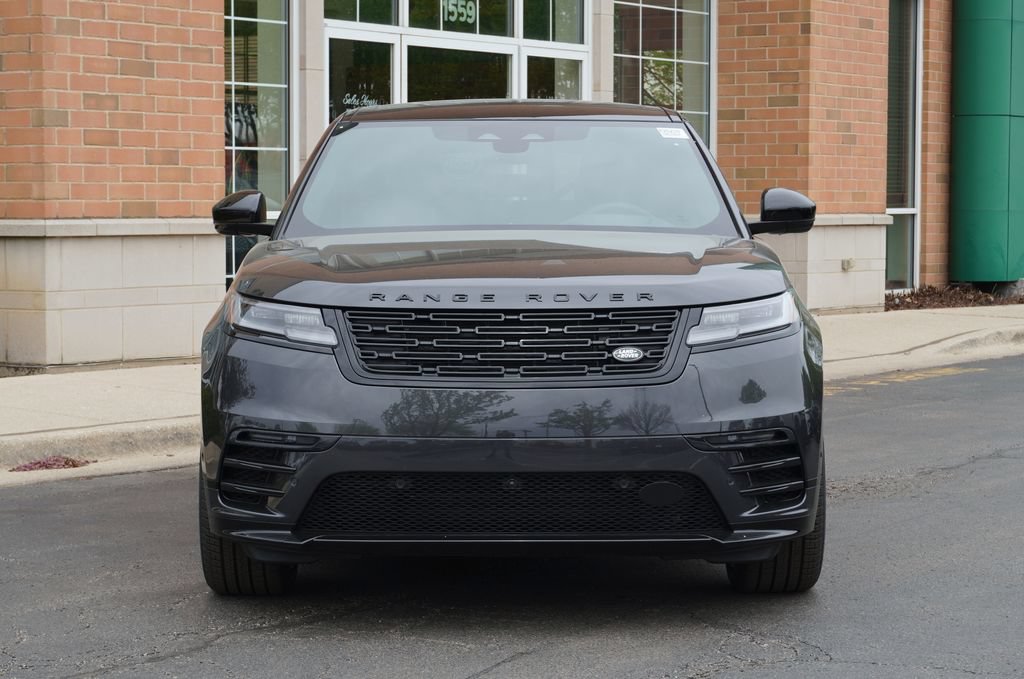Used 2026 Land Rover Range Rover Velar Dynamic SE AWD/4WD image 4