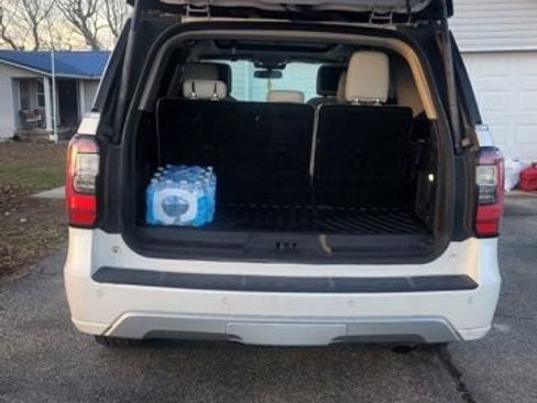 Used 2018 Ford Expedition Platinum image 8