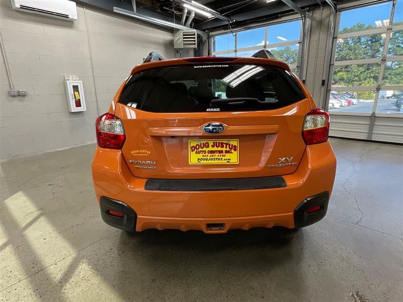 Used 2014 Subaru Crosstrek 2.0i Limited AWD/4WD image 4