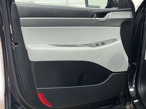 Used 2024 Hyundai Palisade SEL FWD image 18