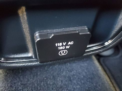 Used 2021 Jeep Grand Cherokee Laredo X image 13