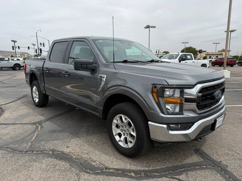 Used 2023 Ford F150 XLT AWD/4WD image 3