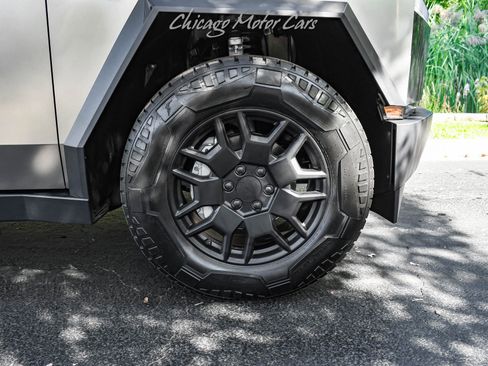 Used 2024 Tesla Cybertruck Cyberbeast image 39