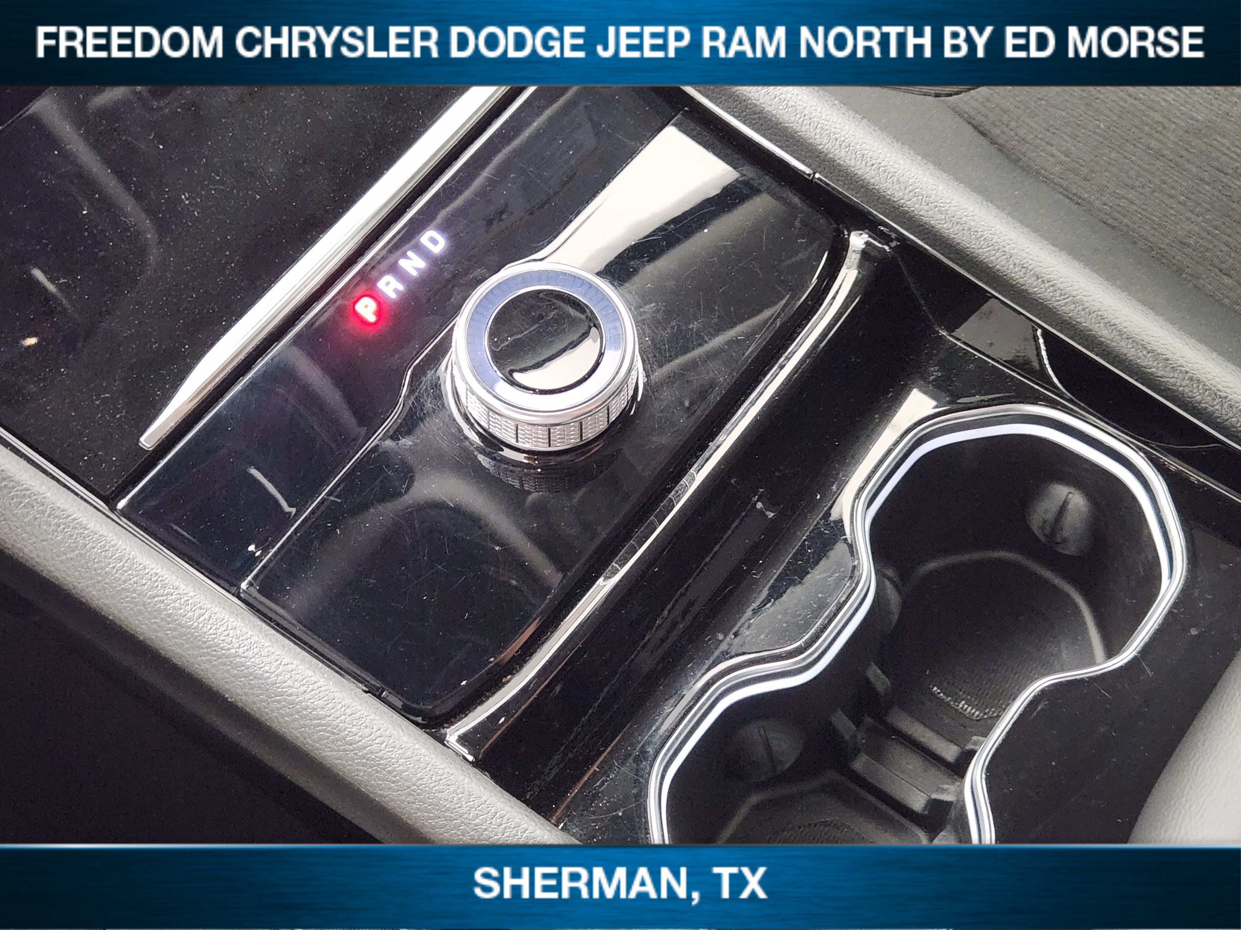 Used 2023 Jeep Grand Cherokee Laredo RWD image 14
