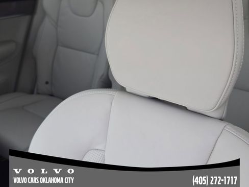 New 2026 Volvo XC90 B6 Ultra w/ Protection Package AWD/4WD image 14