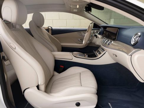 Used 2023 Mercedes-Benz E 450 Coupe image 21