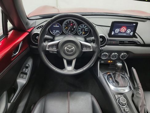 Used 2019 MAZDA MX-5 Miata RF Grand Touring image 16