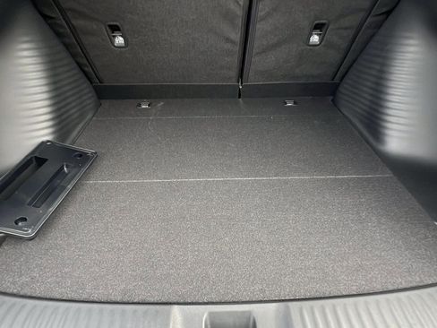 New 2026 Honda HR-V EX-L image 16