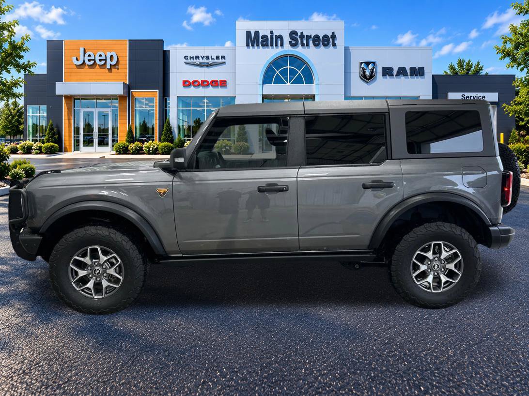 Used 2022 Ford Bronco Badlands AWD/4WD image 2