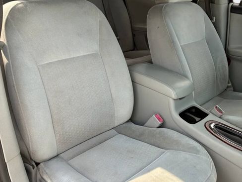 Used 2008 Chevrolet Impala LS FWD image 9
