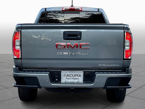 Used 2021 GMC Canyon Denali image 4