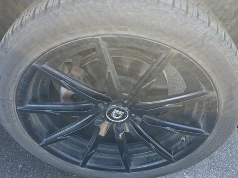 Used 2019 Land Rover Range Rover Velar R-Dynamic SE image 15