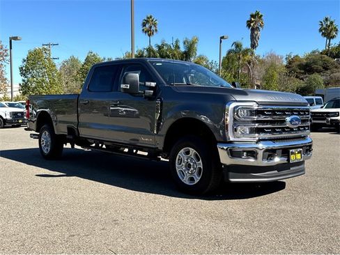 New 2026 Ford F250 XLT w/ XLT Premium Package image 3