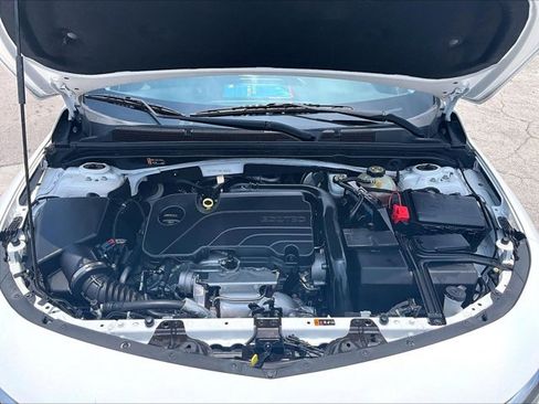 Used 2022 Chevrolet Malibu LS FWD image 11