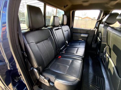 Used 2016 Ford F250 Lariat w/ Chrome Package image 19