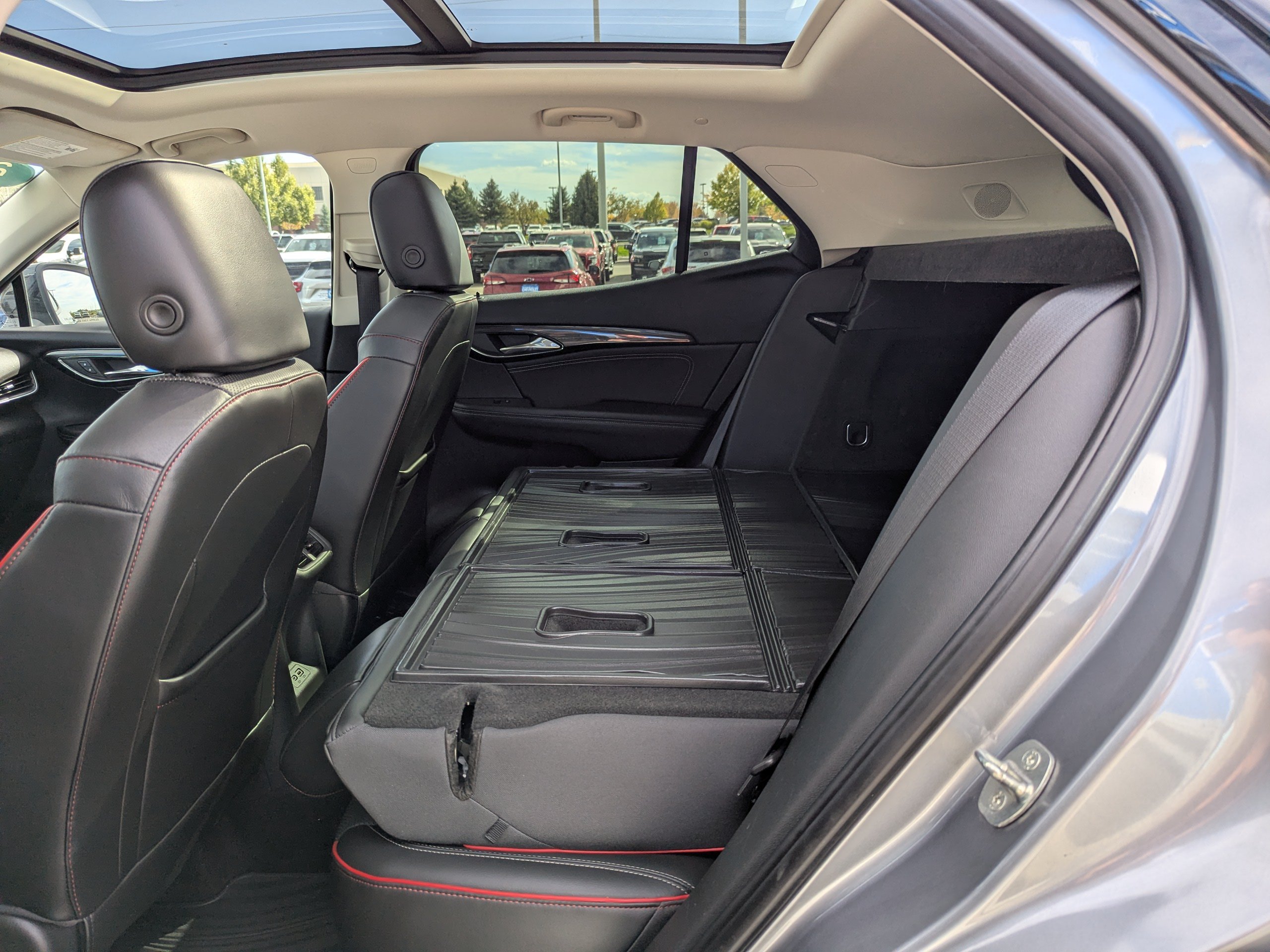 Used 2022 Buick Envision Essence w/ Sport Touring Package AWD/4WD image 28