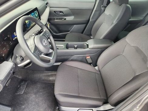 New 2026 Nissan Kicks S image 9