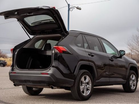 Used 2023 Toyota RAV4 XLE image 5