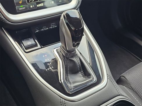 Used 2025 Subaru Legacy Premium image 33